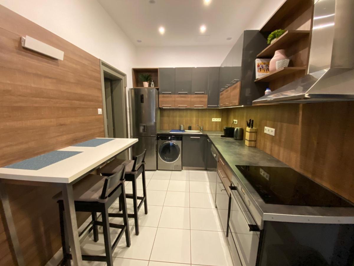 Hunyady Gallery Apartment Budapest Luaran gambar