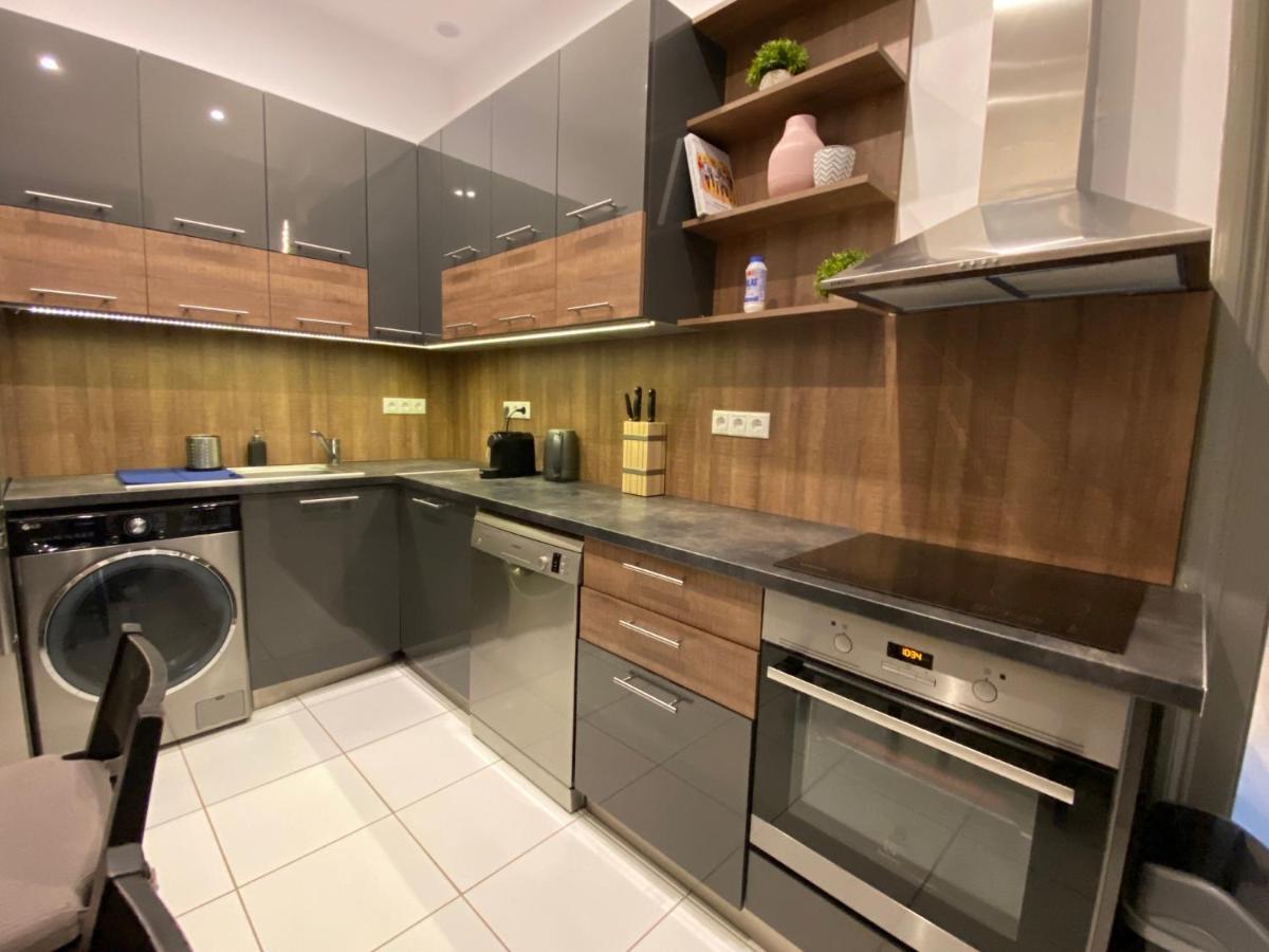 Hunyady Gallery Apartment Budapest Luaran gambar