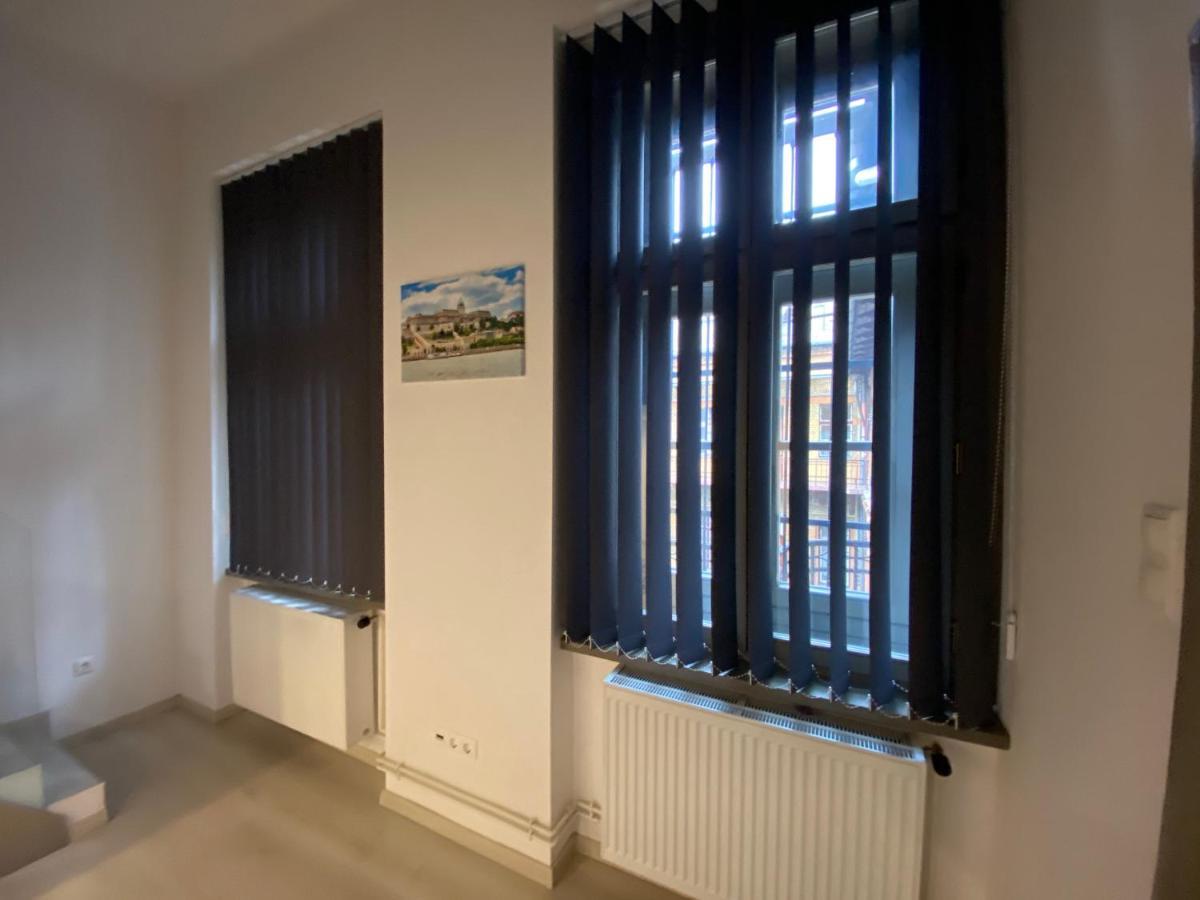 Hunyady Gallery Apartment Budapest Luaran gambar